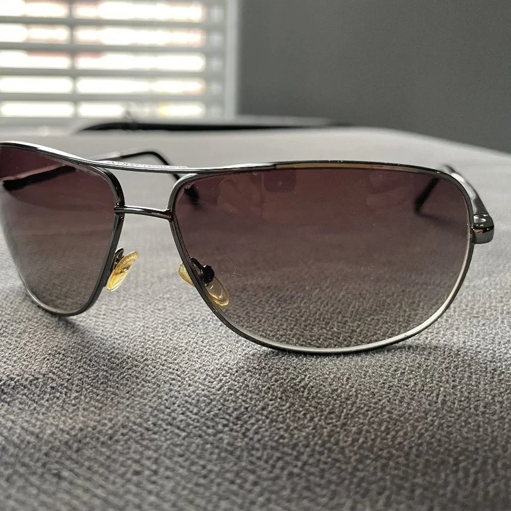 Gorgeous Classic VINTAGE Georgio Armani Sunglasses - Picture 7 of 15
